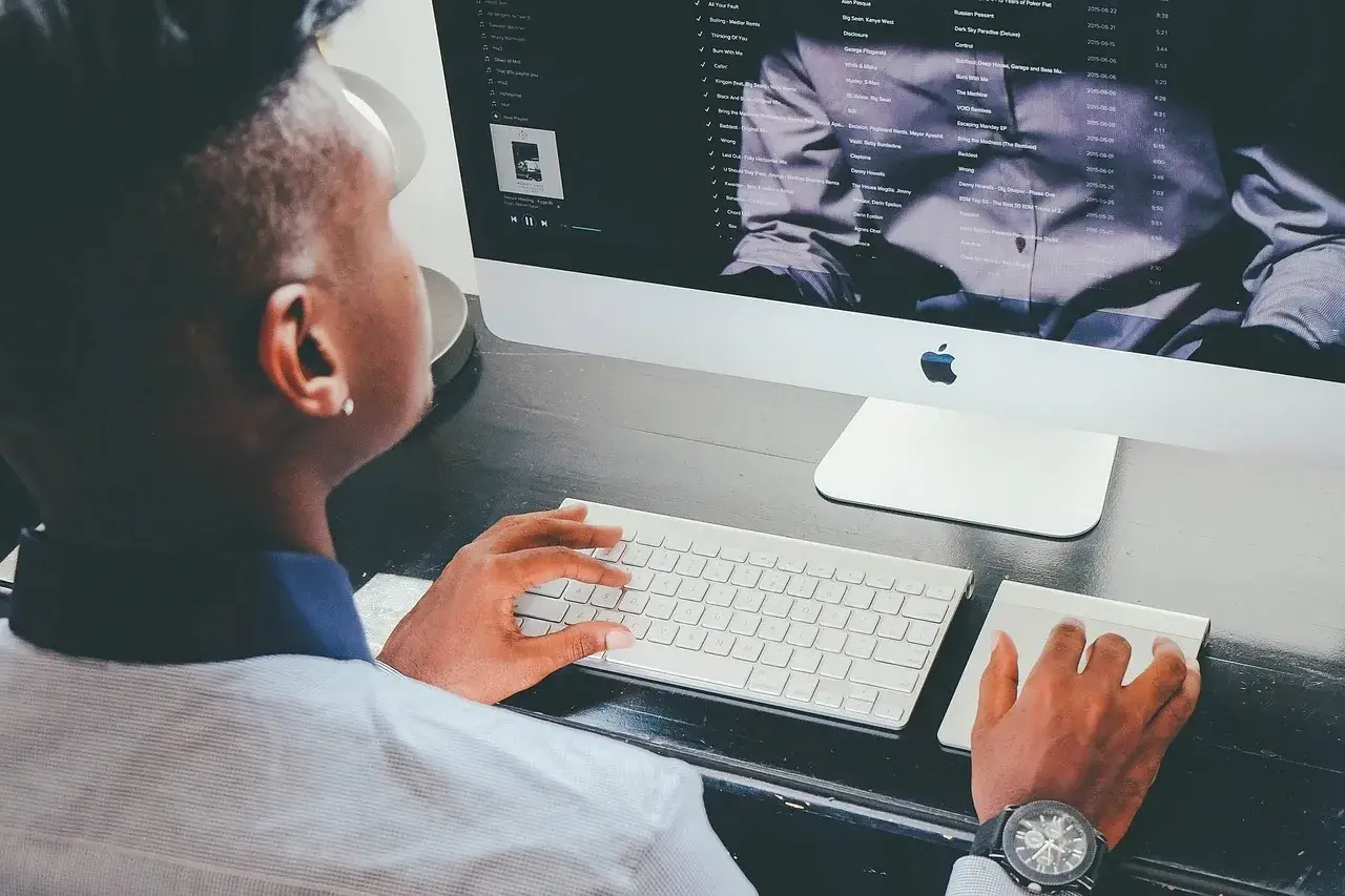 Organize os seus contactos telefónicos com estes truques fáceis